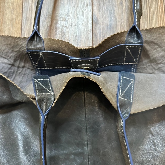 Banana Republic Faded brown Lambskin Leather Tote Hobo Bag with silver sparkle - Picture 3 of 16